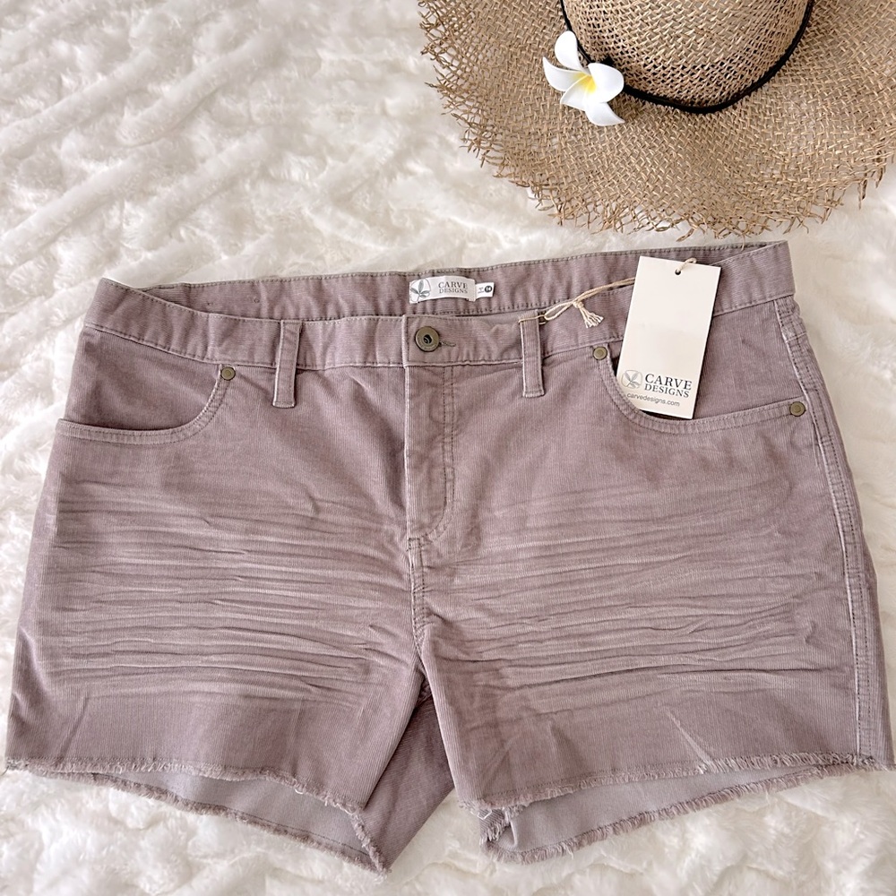 NWT Carve Designs Oahu corduroy shorts Grey Size 14